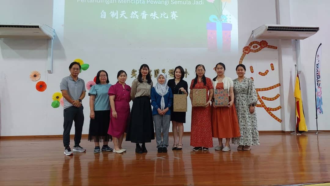 Majlis Perasmian Kelab Pencinta Alam Sekitar (PALS) SKJ (C) Stampin, Kuching