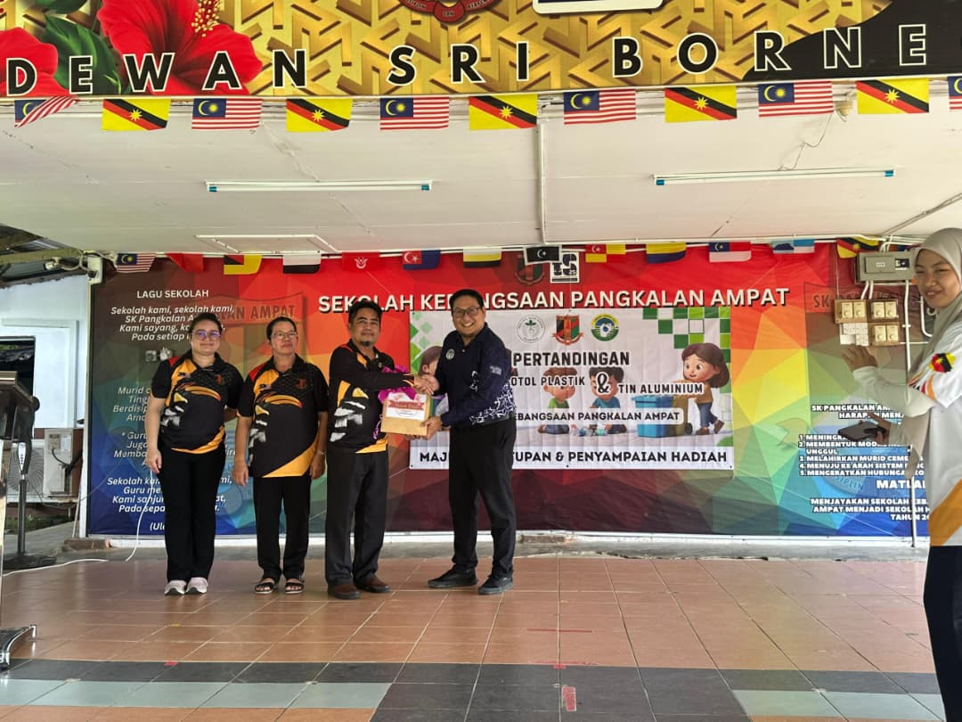 Majlis Penutupan dan Penyampaian Hadiah Pertandingan Pengumpulan Botol Plastik dan Tin Aluminium SK Pangkalan Ampat, Padawan