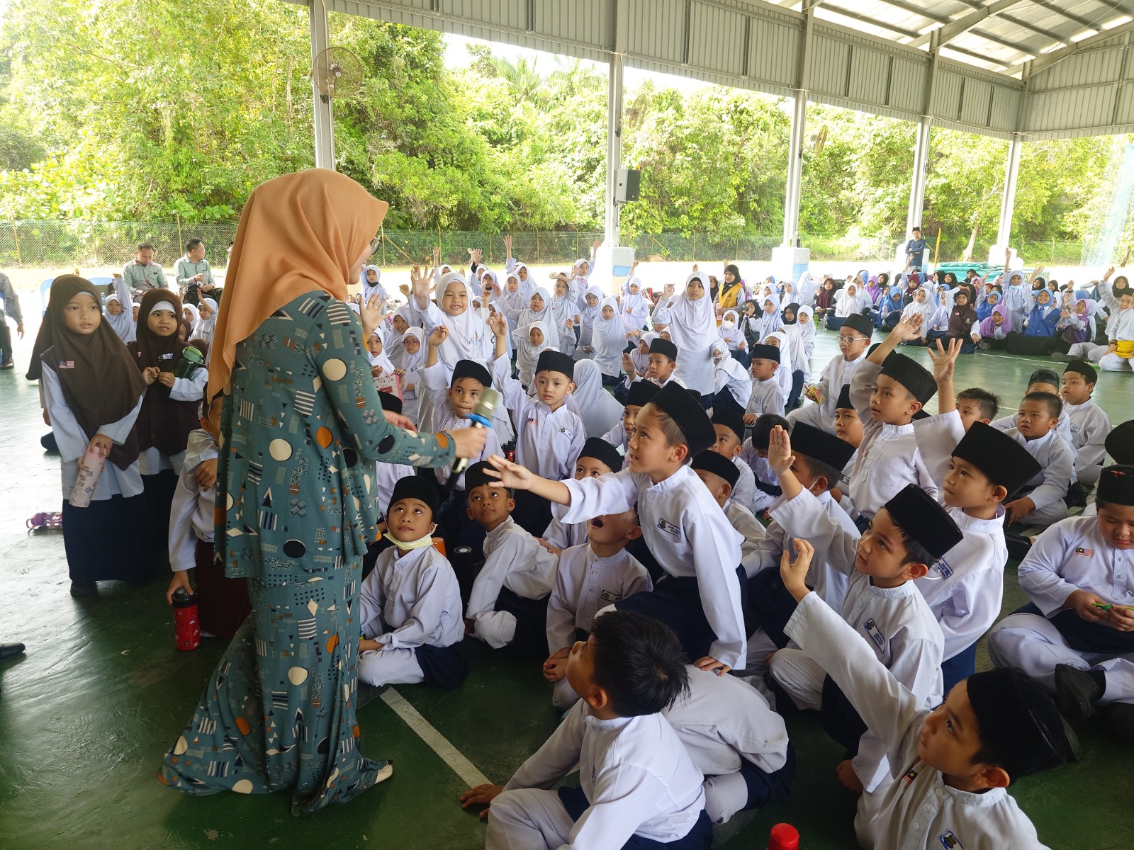 Program Ceramah Alam Sekitar "Amalan Pengurusan Sisa Lestari" di MIS Sarikei