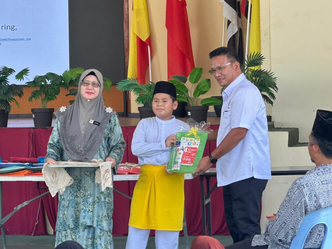 Program Ceramah Alam Sekitar "Amalan Pengurusan Sisa Lestari" di MIS Sarikei