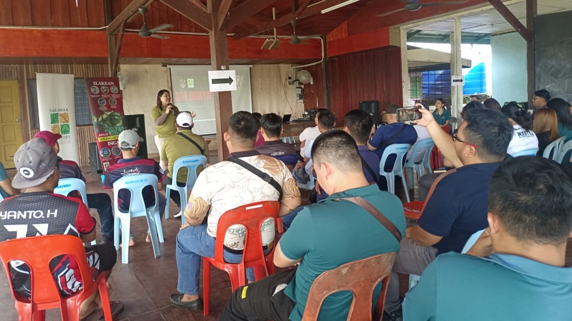 Program Kesedaran Komuniti di Tubau anjuran Glenealy Sdn Bhd