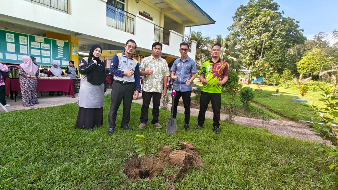 SK Lubok Tekurok, Limbang lancar Kelab Pencinta Alam Sekitar