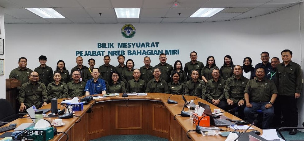 Compliance & Enforcement Division holds a meeting in Miri