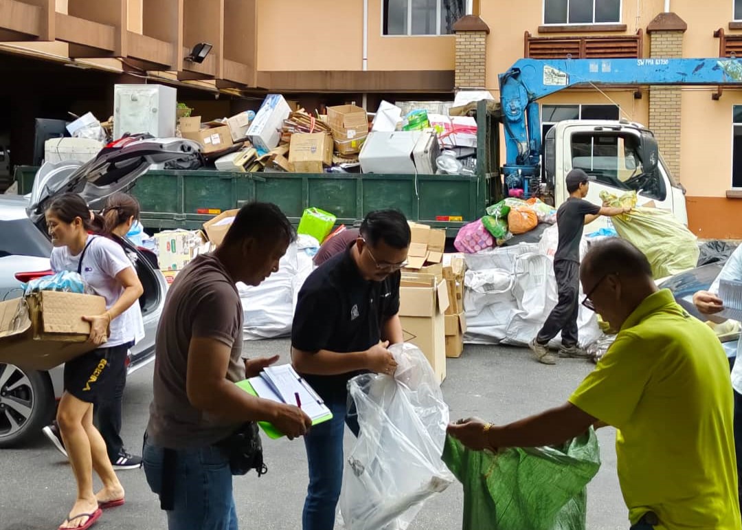 Kempen Kitar Semula dan Pengumpulan Minyak Masak Terpakai di Sarikei