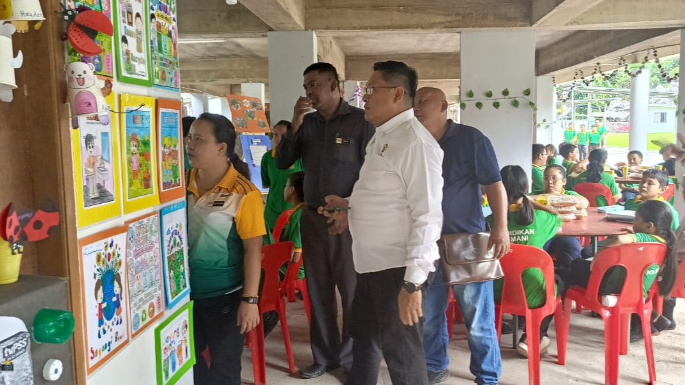 Kelab Pencinta Alam Sekitar (PALS) telah dirasmikan di SK St Patrick Semadang dalam satu majlis yang melibatkan penyertaan guru, kakitangan sekolah serta seramai 68 murid