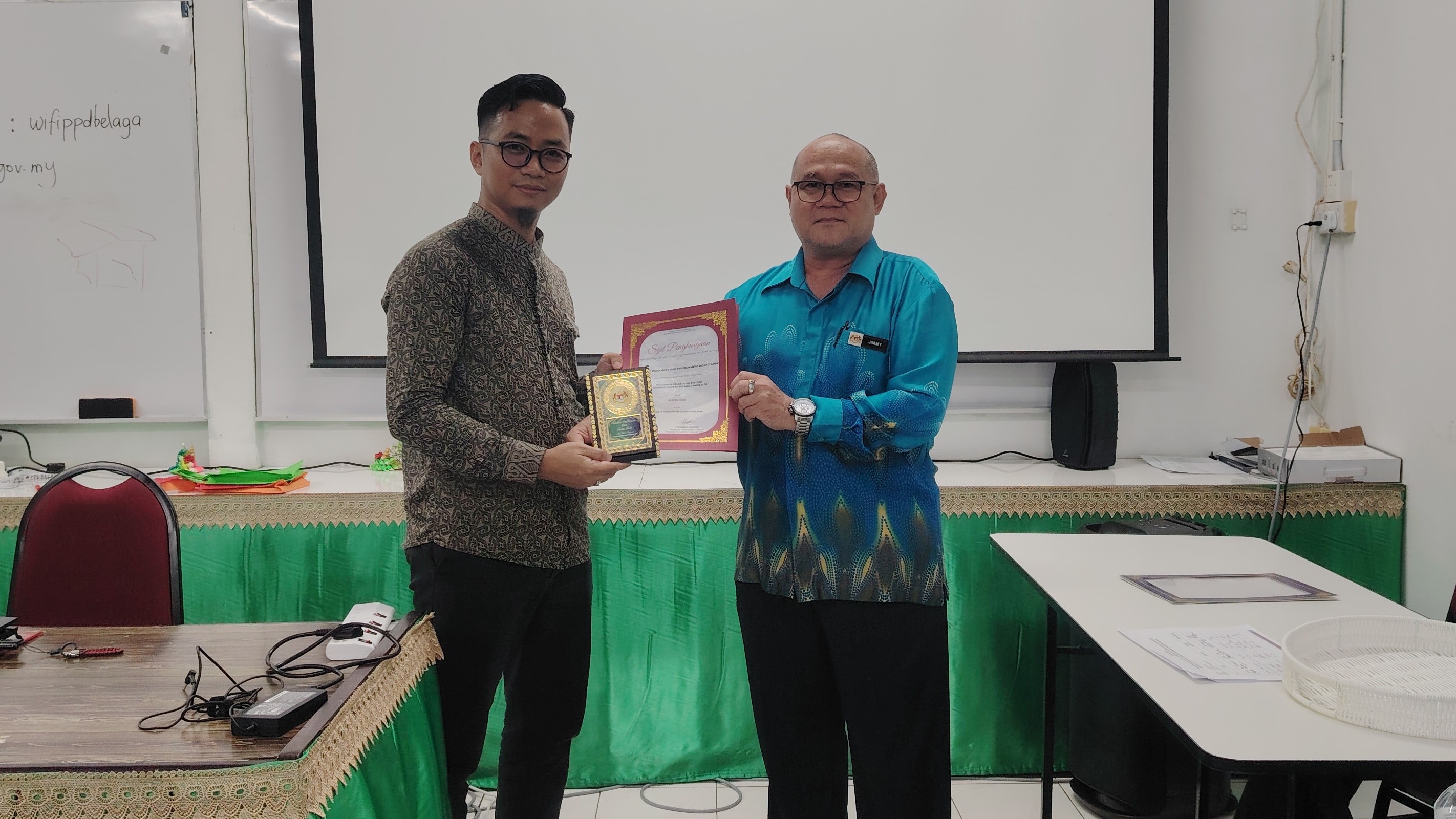 NREB Bintulu Anjur Roadshow PALS di PPD Belaga