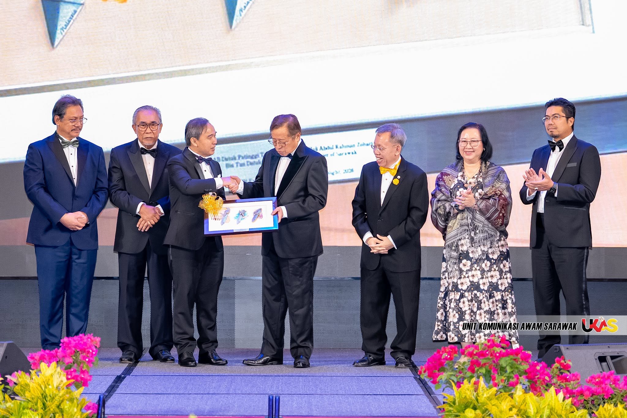 Kerajaan Sarawak Sedia Insentif Galak Penyertaan Sekolah Dalam PALS NREB