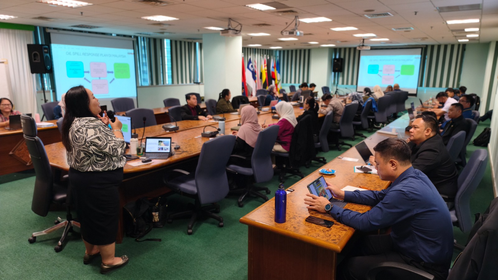 NREB Tingkatkan Kesiapsiagaan Pegawai Melalui Kursus Oil Spill Response
