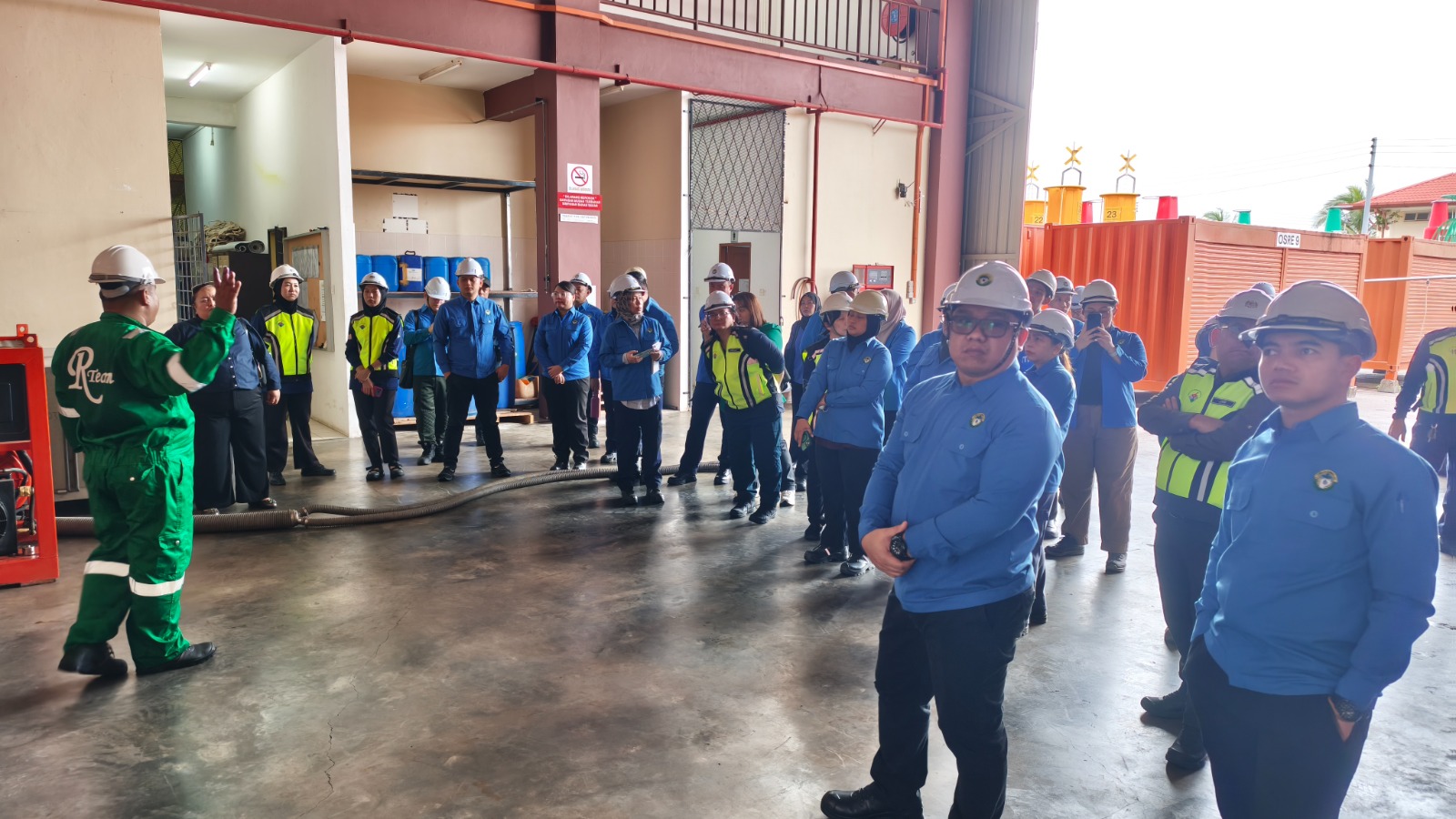 NREB Tingkatkan Kesiapsiagaan Pegawai Melalui Kursus Oil Spill Response